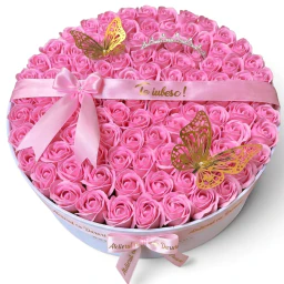 Aranjament floral 101 trandafiri roz de sapun