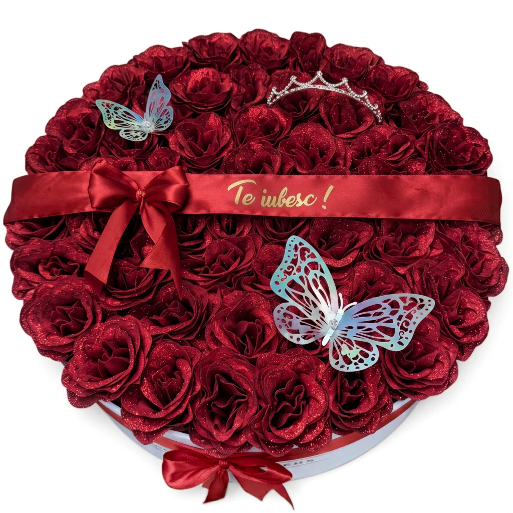 Aranjament floral 51 trandafiri rosii cu sclipici