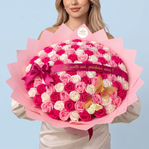 Buchet 101 trandafiri de sapun roz cu alb