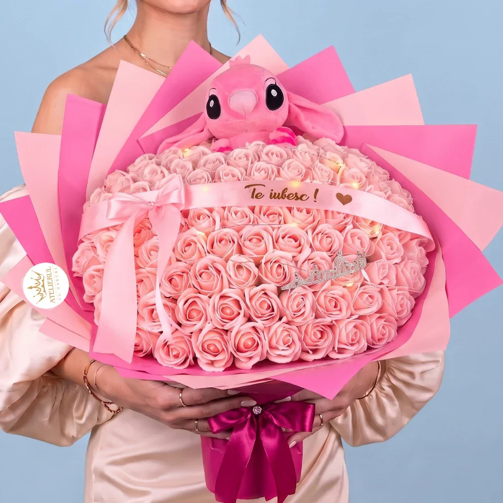 Buchet 101 Trandafiri cu stitch Roz Deschis